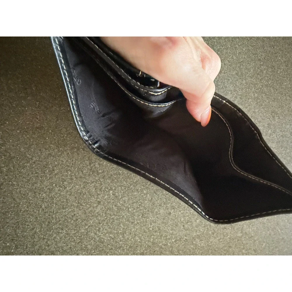 George Mens Black Leather Trifold Wallet Contrast Stitching Dual ID Window